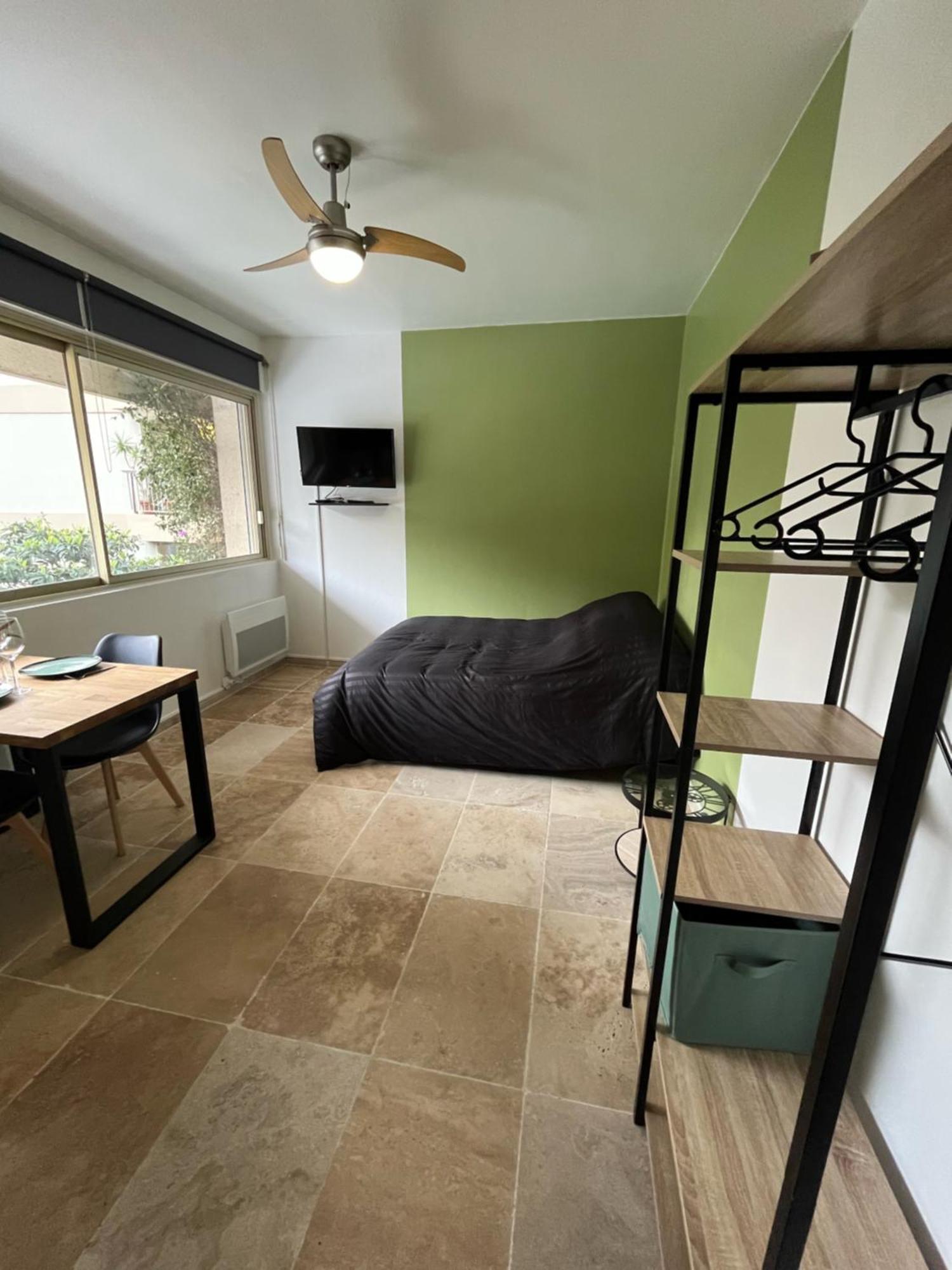Appartement Douillet En Ville Αζάτσιο Εξωτερικό φωτογραφία